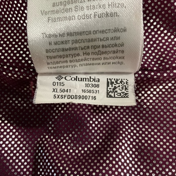 Lightweight Columbia zip up puffer jacket - Picture 10 of 11